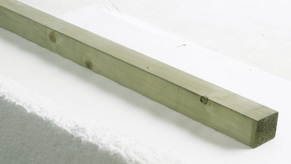 Chevron sapin (épicéa) traité et raboté, 60x70 mm, long 4 m, choix 2, classe 3